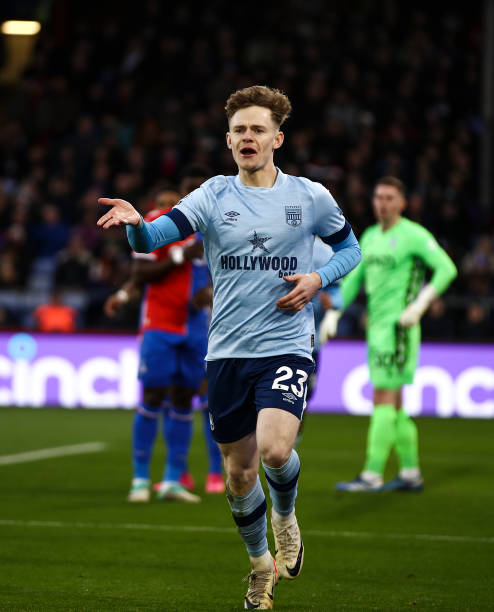 更关乎其与 更关乎其与