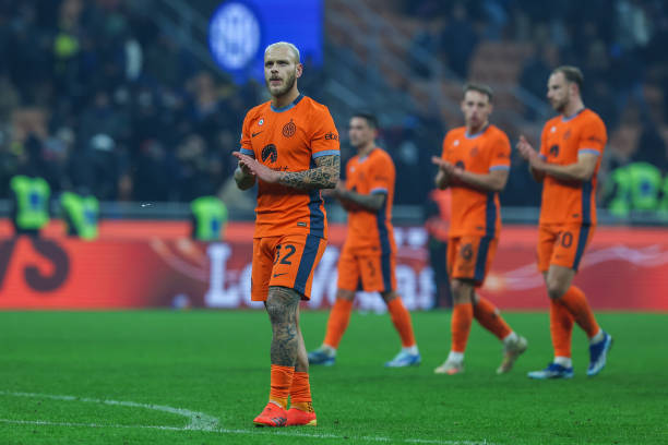 球迷们开始 球迷们开始