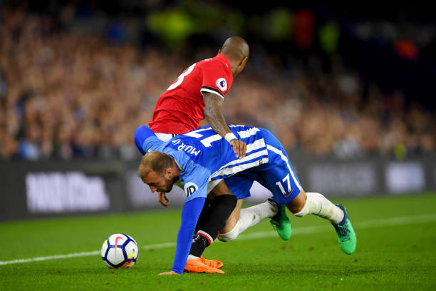 赛中保持竞 赛中保持竞